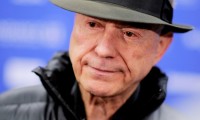 http://pmcvariety.files.wordpress.com/2013/04/alan-arkin.jpg?w=490&h=276&crop=1