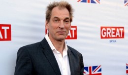 http://pmcvariety.files.wordpress.com/2013/04/julian-sands.jpg?w=490&h=276&crop=1